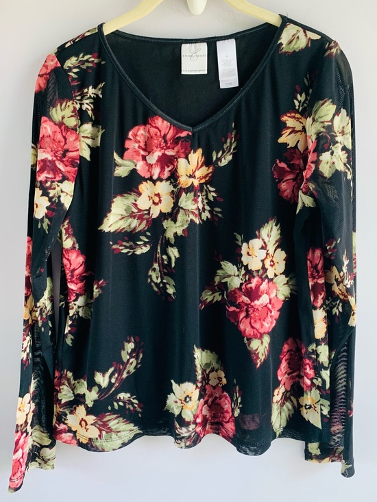 Emma James Tops - Emma James Top Black Pink Floral Roses V Neck Office Business Casual EUC Medium